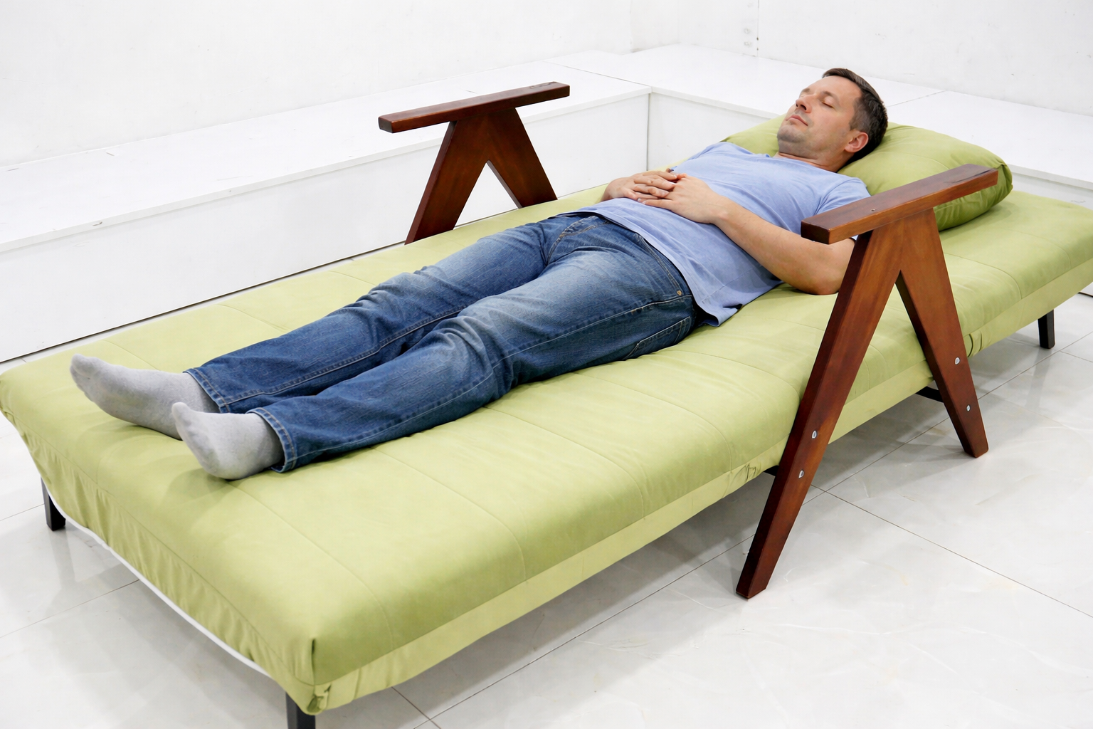 sua-giuong-xep-sumika